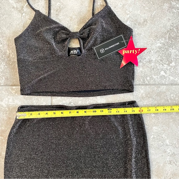 Just Polly NY 2 Piece Set Metallic Sparkle Skirt & Crop Tank NWT Bow Keyhole. - Picture 9 of 12